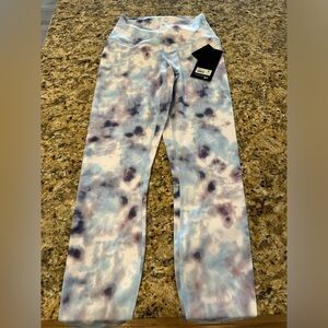 NWT 90 Degree by Reflex leggings. Tie dye